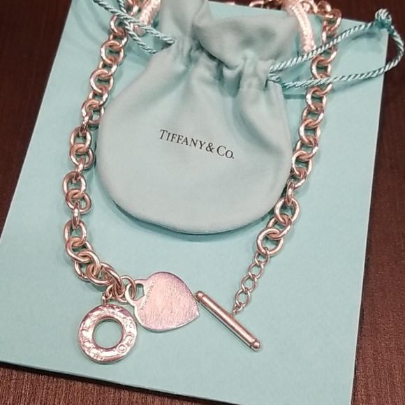🎉HP🎉Discontinued Tiffany Necklace - Picture 2 of 4